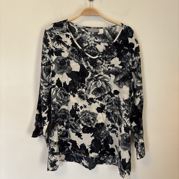 Habitat Tops - Habitat Women's Blouse Tunic M White Black Floral Rose‎ Lightweight Whimsigoth